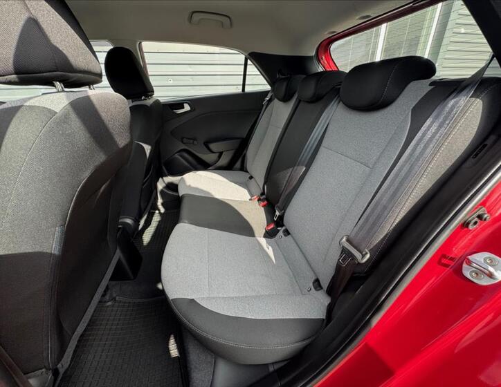 Hyundai i20 19