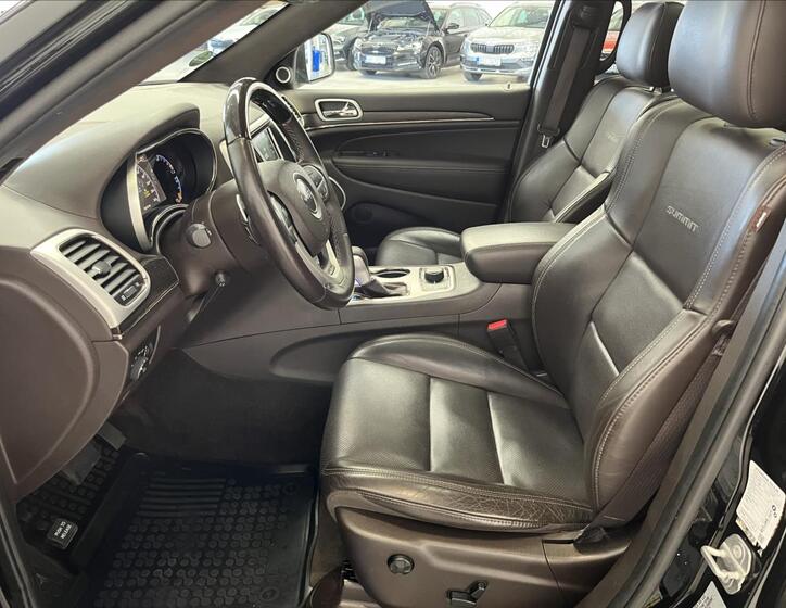 Jeep Grand Cherokee 20