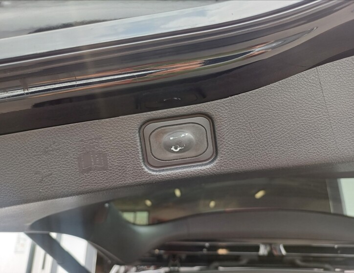 Ford Galaxy 27