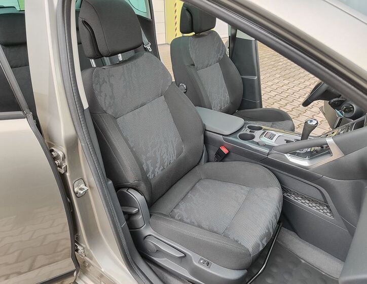 Peugeot 3008 12