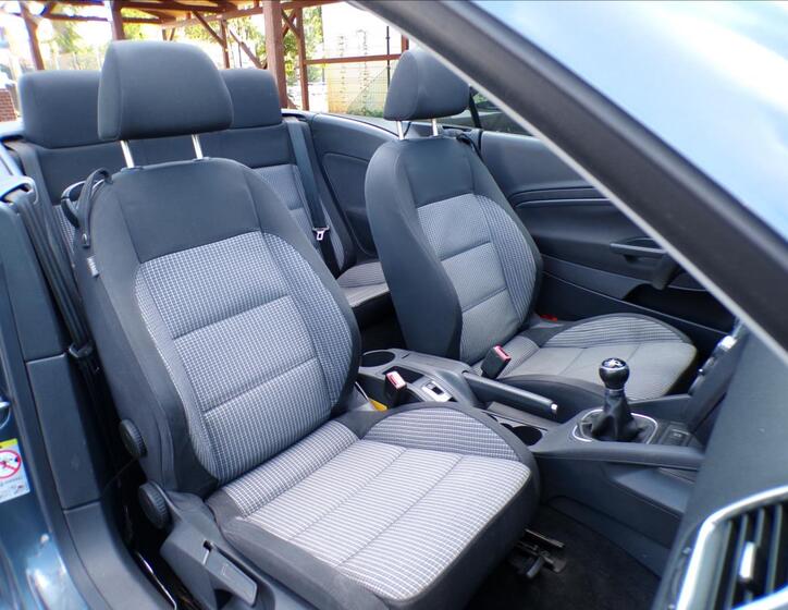 Volkswagen EOS 20