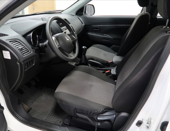 Mitsubishi ASX 7