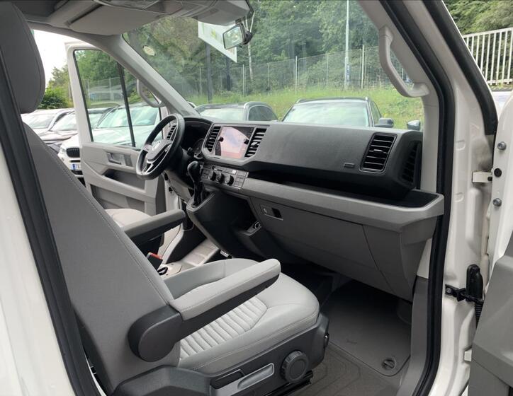 Volkswagen Grand California 11
