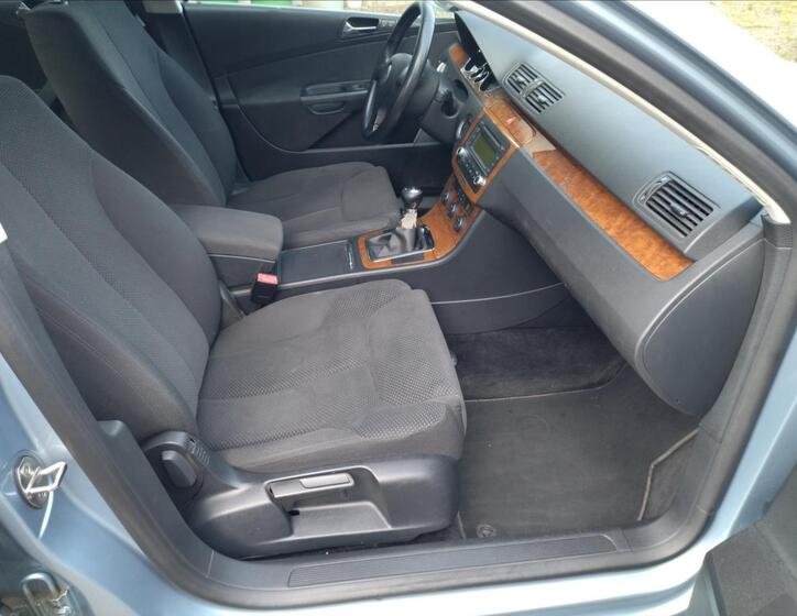 Volkswagen Passat 11