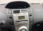 Toyota Yaris 17