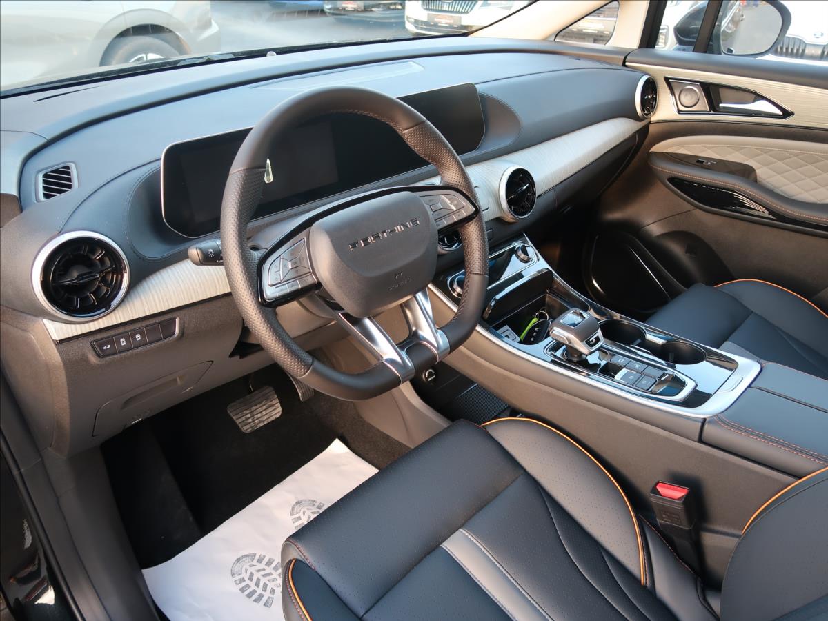 Dongfeng U-Tour