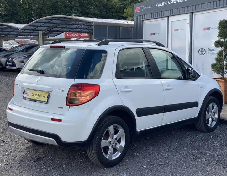 Suzuki SX4 6