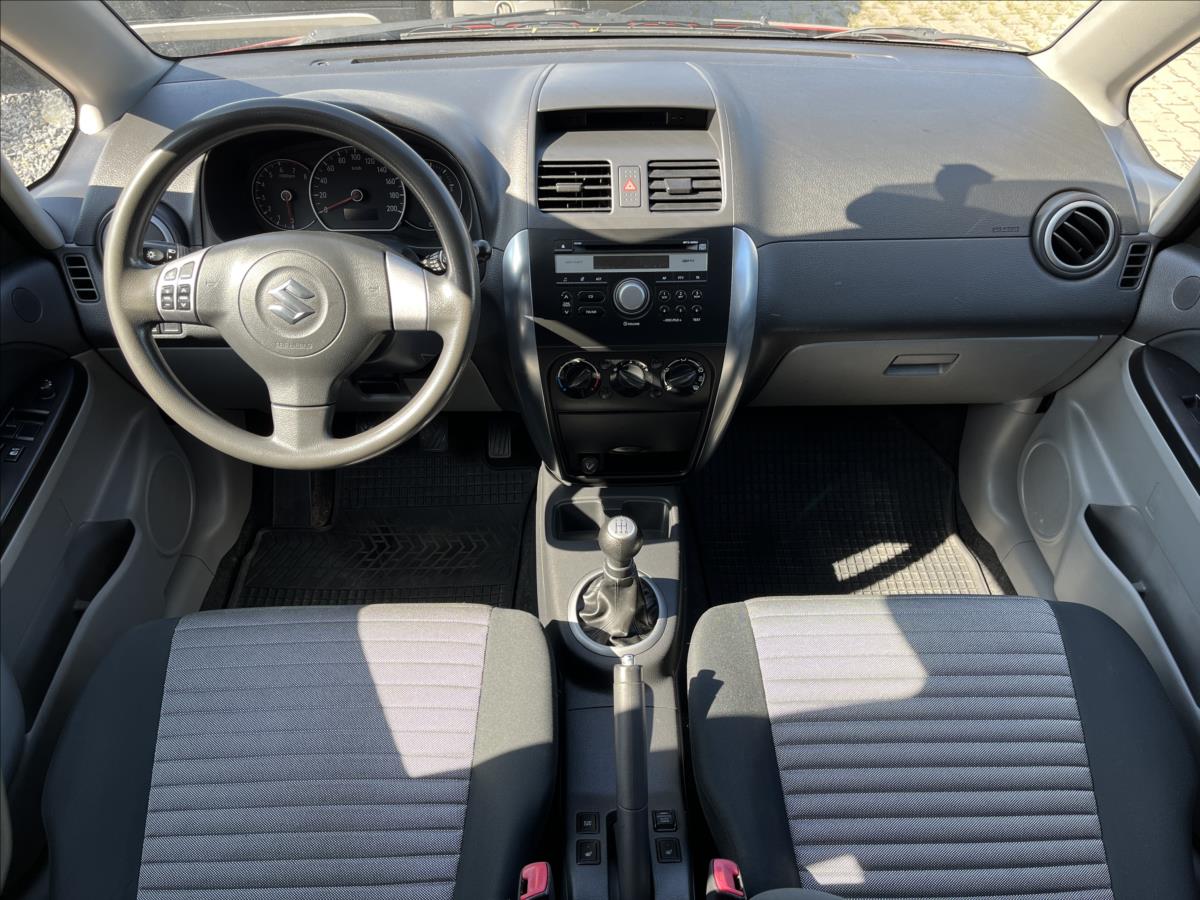 Suzuki SX4