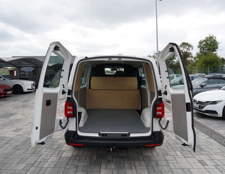 Volkswagen Transporter 19