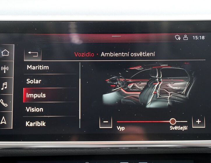 Audi A8 44