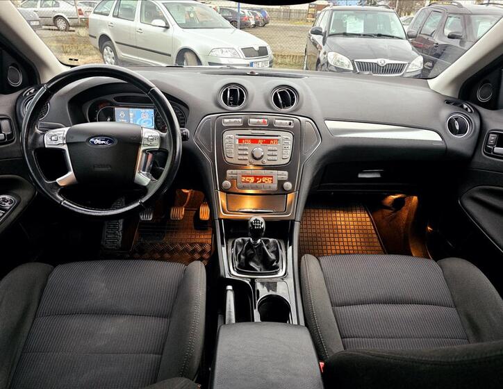 Ford Mondeo 21