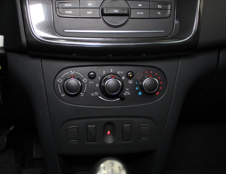 Dacia Logan 13