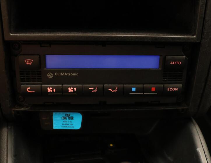 Volkswagen Golf 15