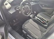 Peugeot 2008 12