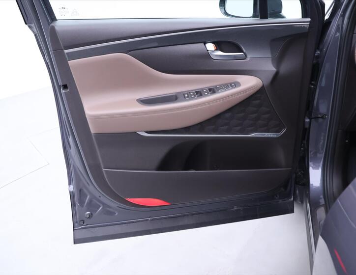 Hyundai Santa Fe 12