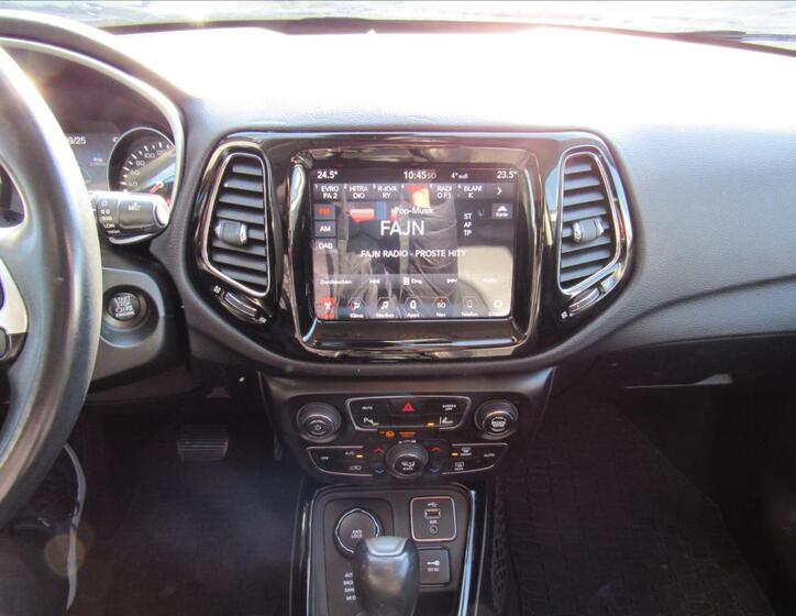Jeep Compass 15