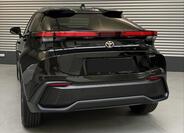 Toyota C-HR 6