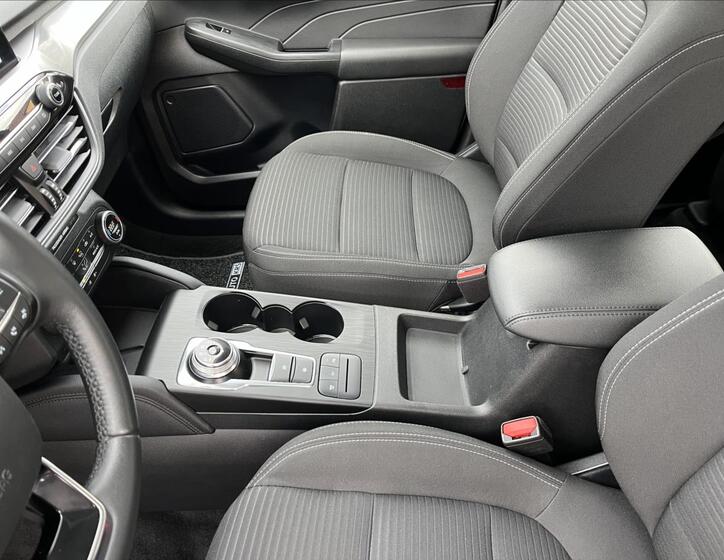 Ford Kuga 31