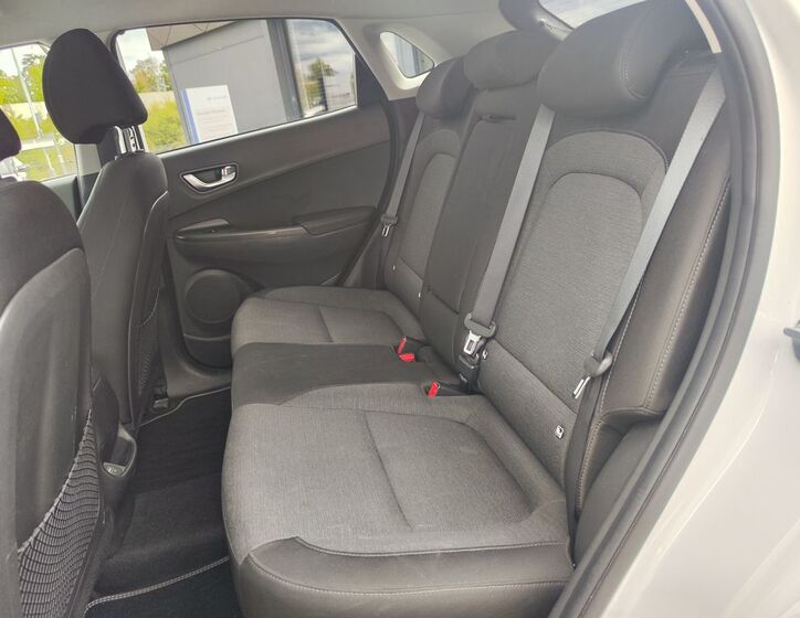 Hyundai Kona 13