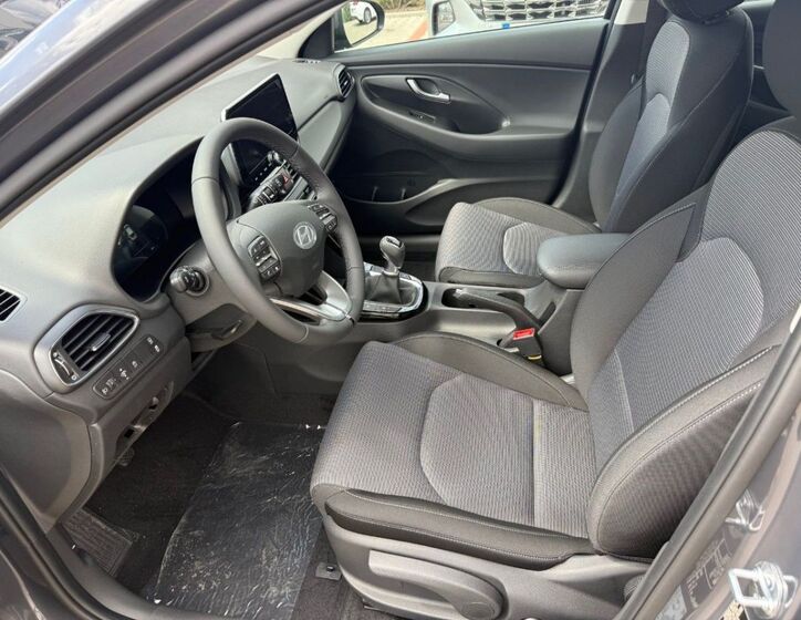 Hyundai i30 8