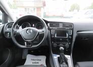 Volkswagen Golf 9