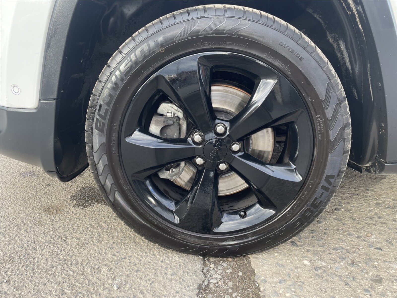 Jeep Cherokee 10