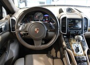 Porsche Cayenne 11