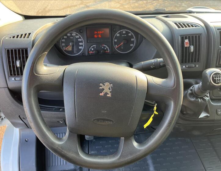 Peugeot Boxer 12