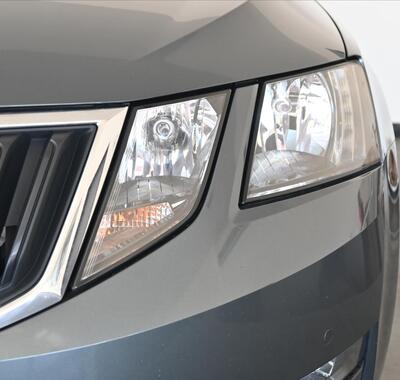Škoda Octavia 32