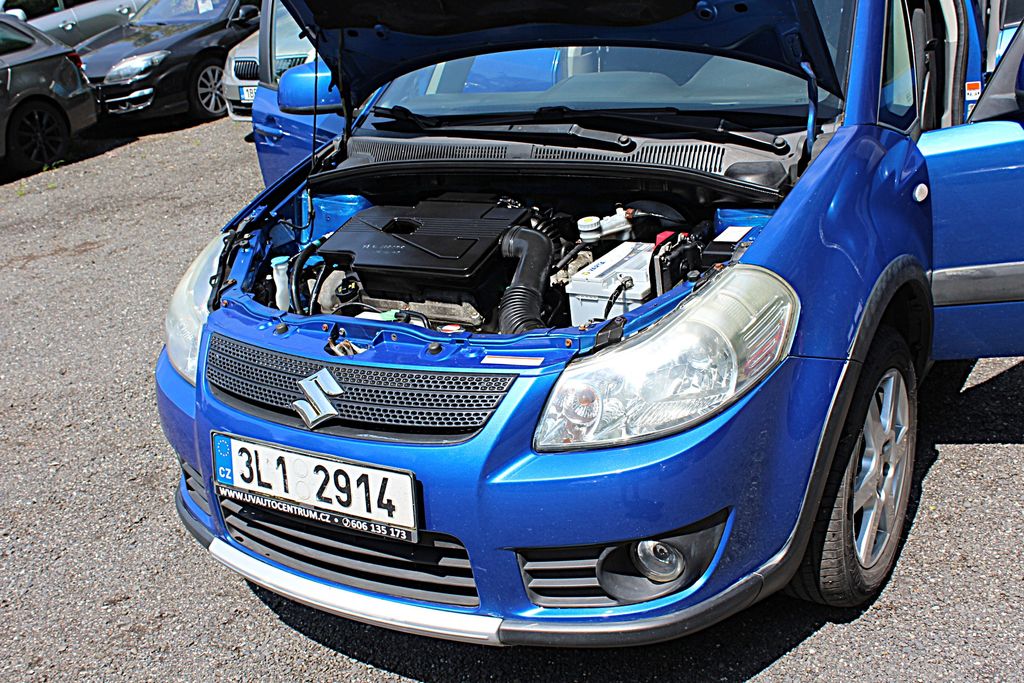 Suzuki SX4