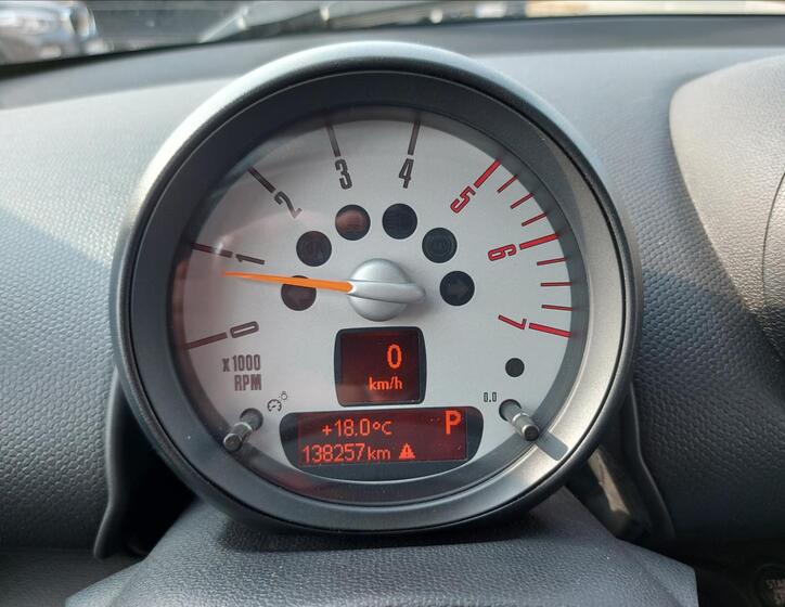 Mini Countryman 22