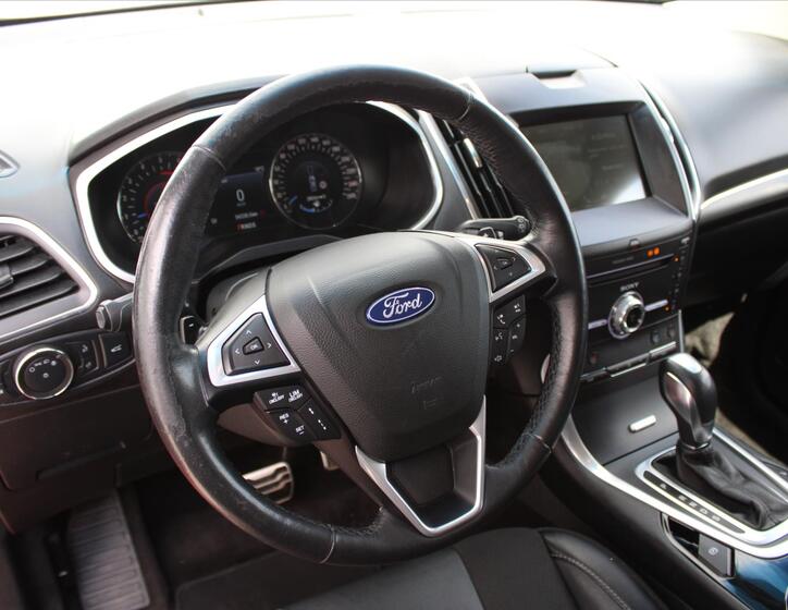 Ford Edge 14