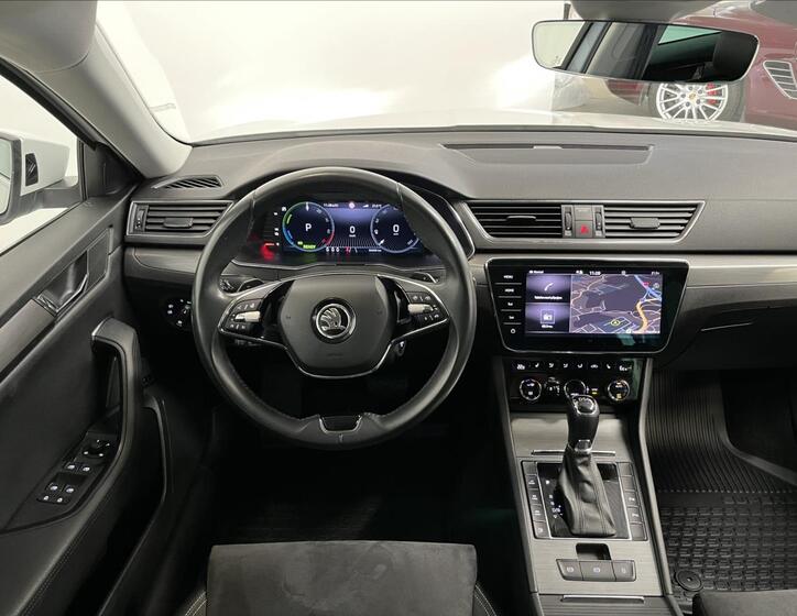 Škoda Superb 5