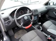 Volkswagen Golf 23