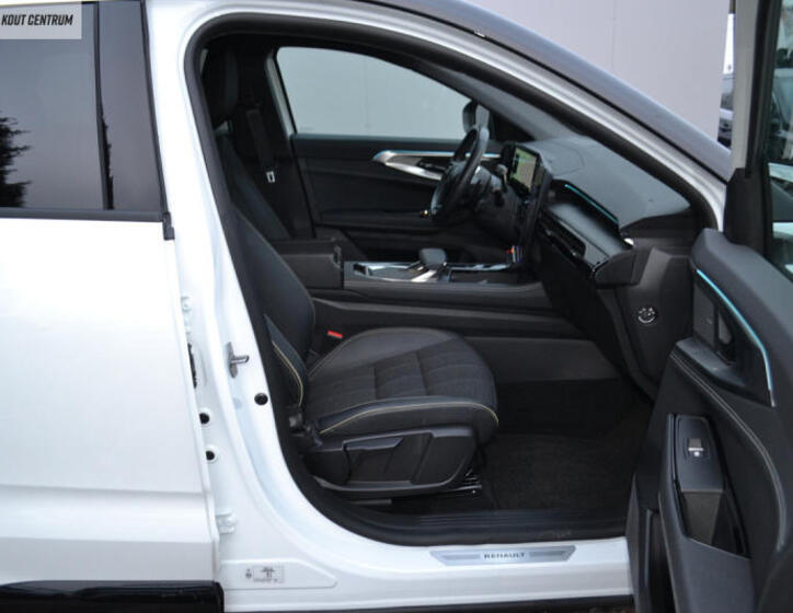 Renault Austral 12