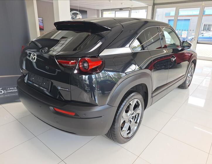 Mazda MX-30 3