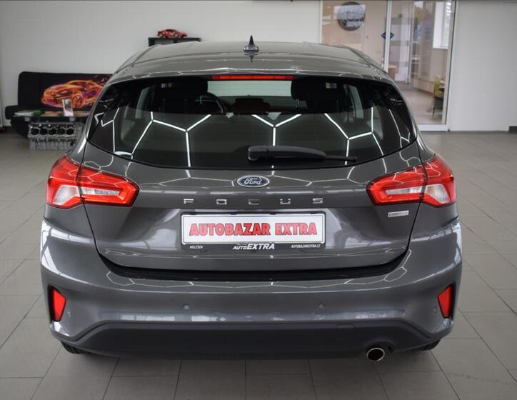 Ford Focus 7