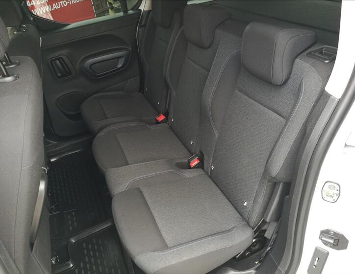 Peugeot Rifter 16