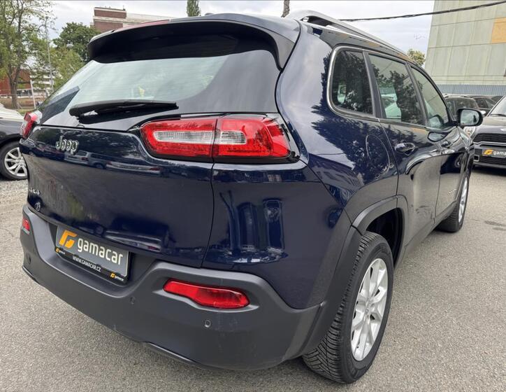 Jeep Cherokee 11