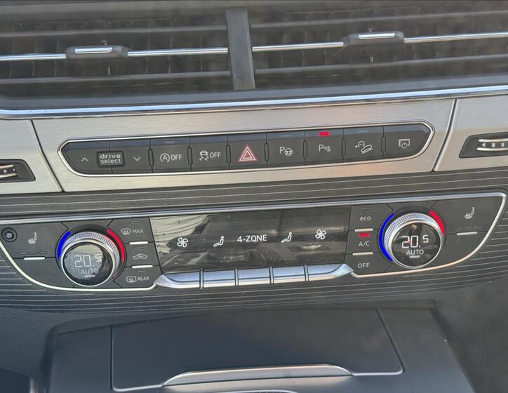 Audi Q7 21