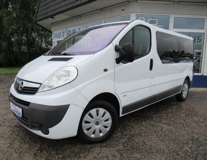 Opel Vivaro 1