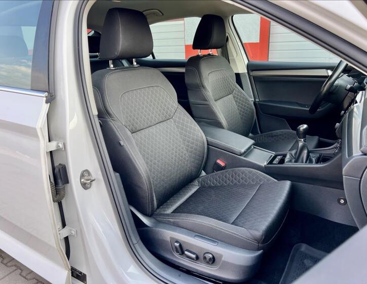 Škoda Superb 19