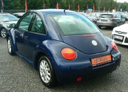 Volkswagen New Beetle 4