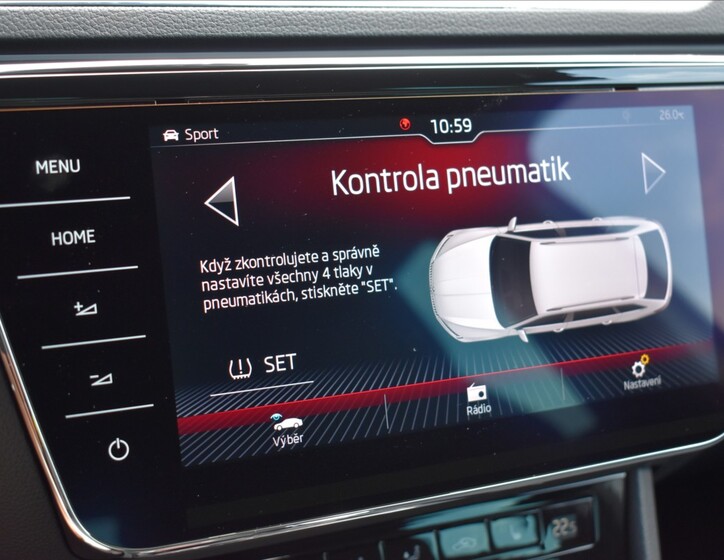 Škoda Superb 32