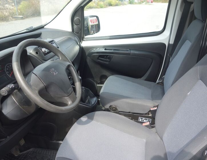Peugeot Bipper 16