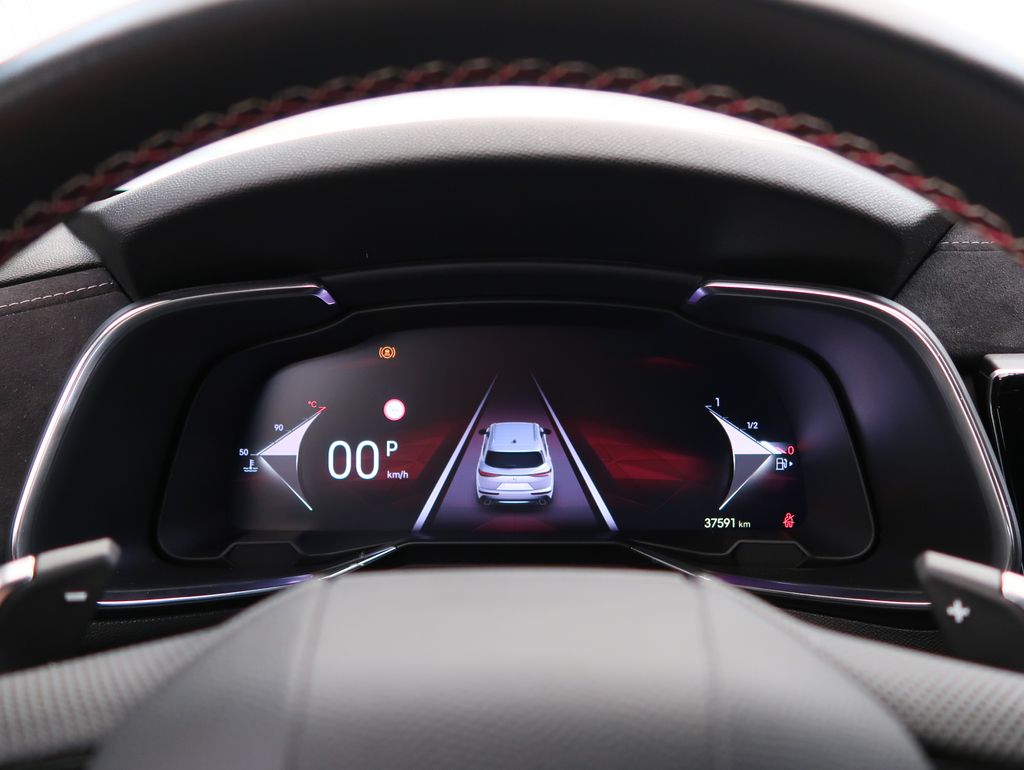 DS Automobiles DS7 Crossback