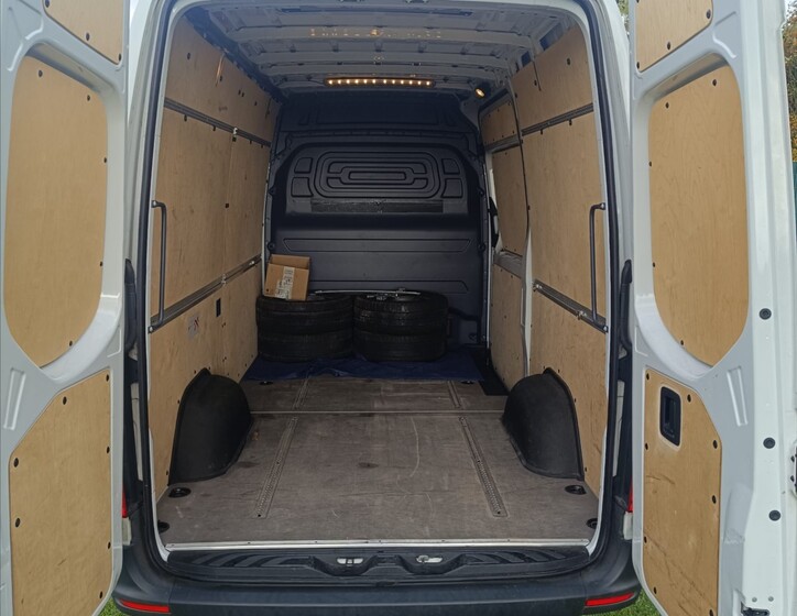 Mercedes-Benz Sprinter 5