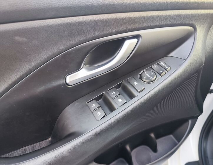 Hyundai i30 29