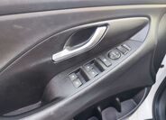 Hyundai i30 29