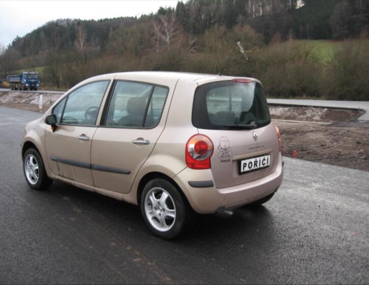 Renault Modus 4